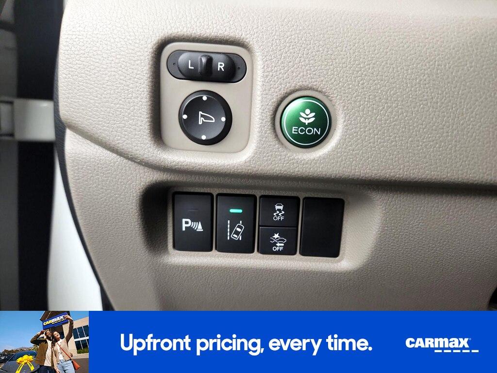 used 2016 Honda Pilot car, priced at $19,998