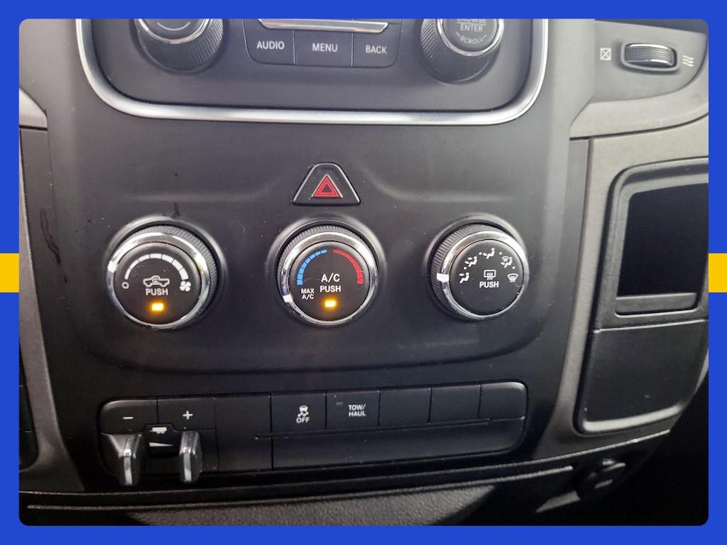 used 2019 Ram 1500 Classic car, priced at $27,998