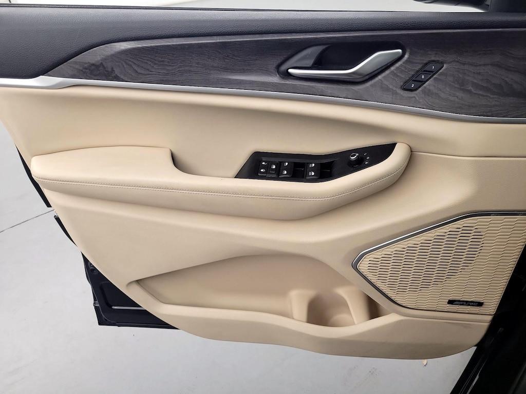 used 2022 Jeep Grand Cherokee car, priced at $28,998