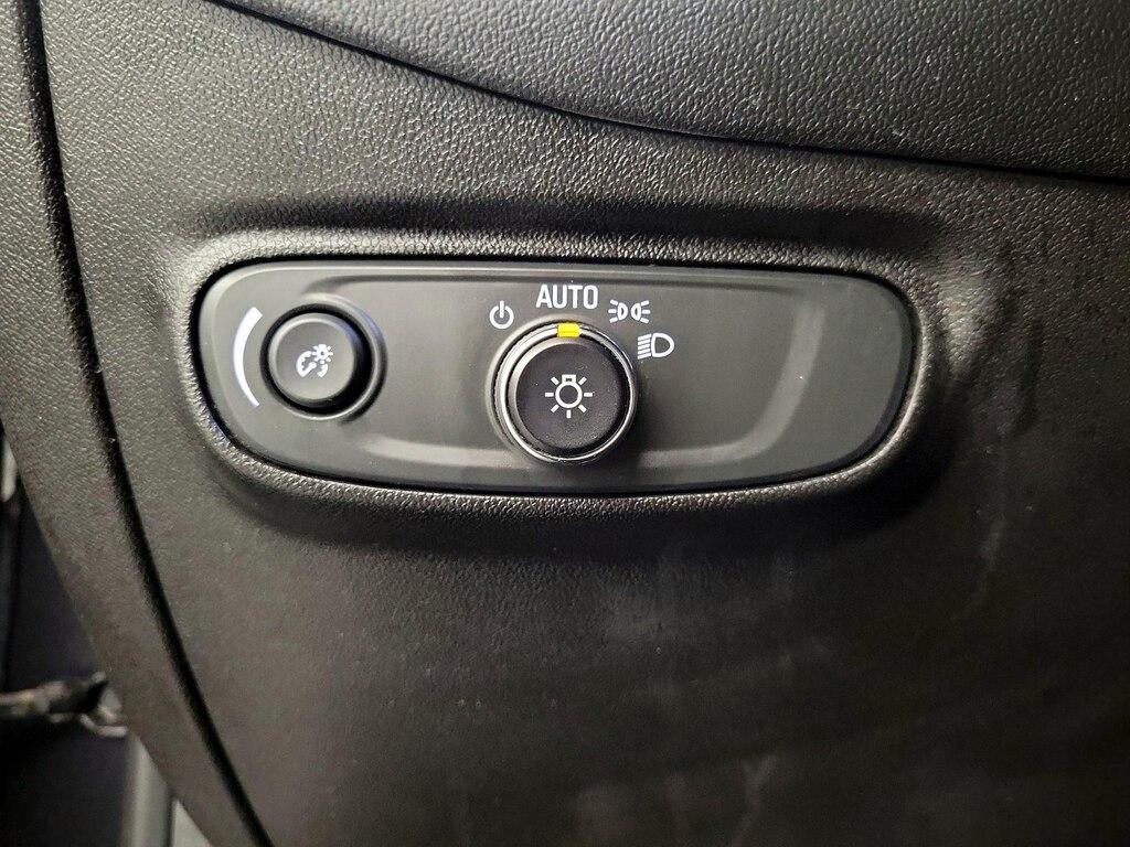 used 2022 Chevrolet Equinox car, priced at $18,998