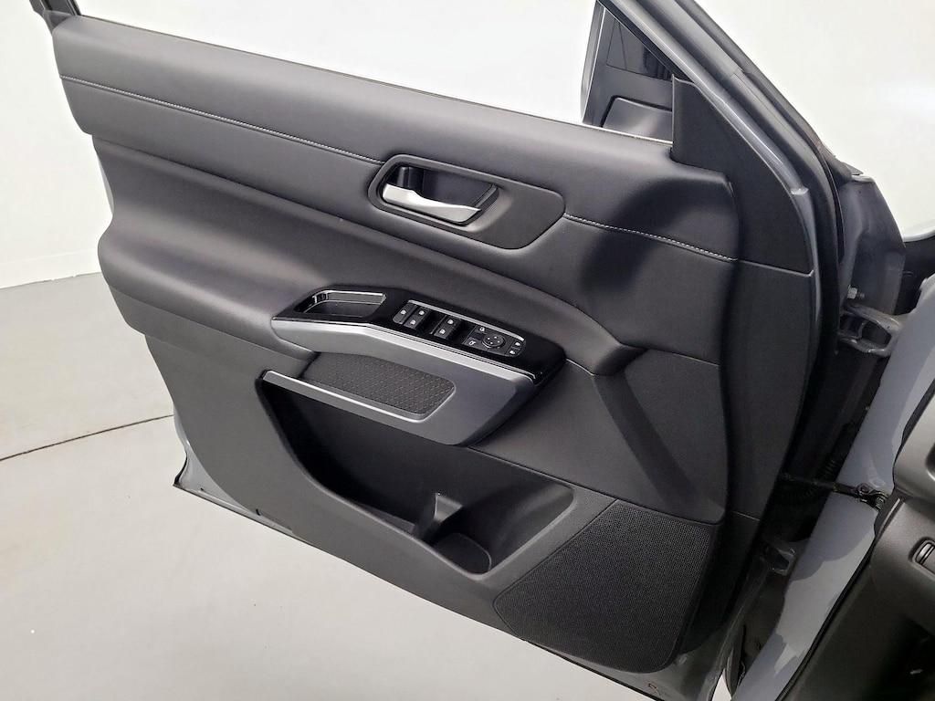 used 2023 Nissan Pathfinder car, priced at $34,998