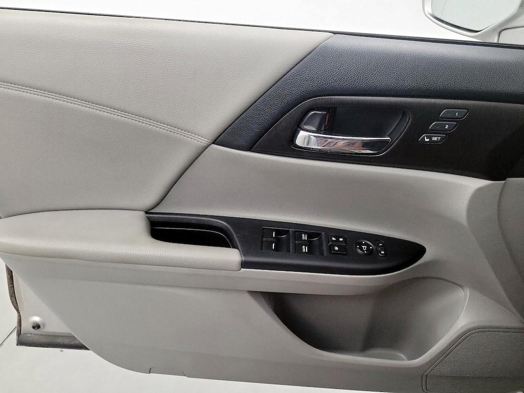 used 2015 Honda Accord car, priced at $17,998