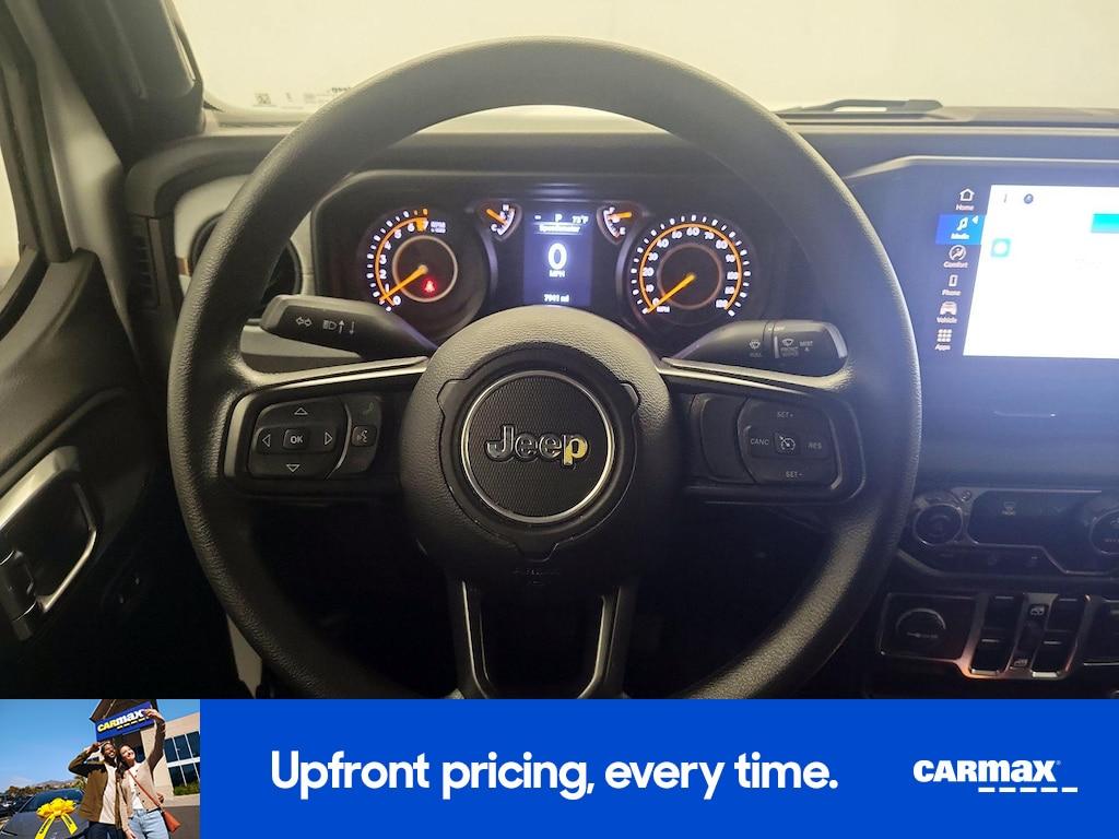 used 2025 Jeep Gladiator car, priced at $38,998