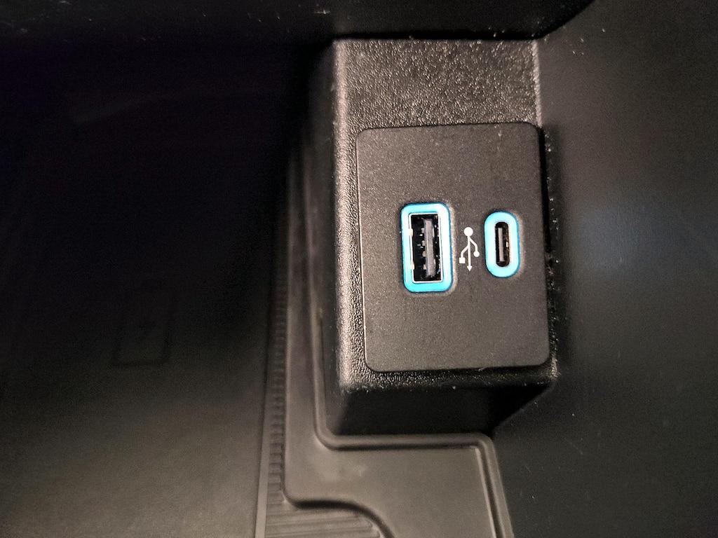 used 2024 Ford Edge car, priced at $23,998