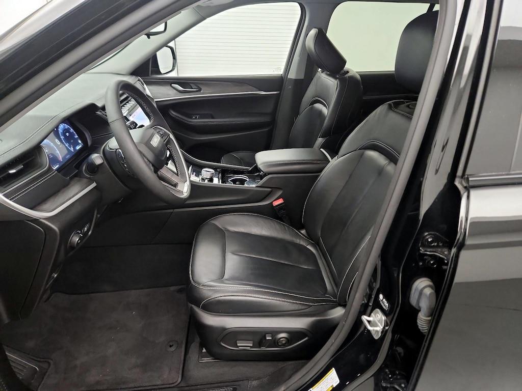 used 2023 Jeep Grand Cherokee car, priced at $28,998