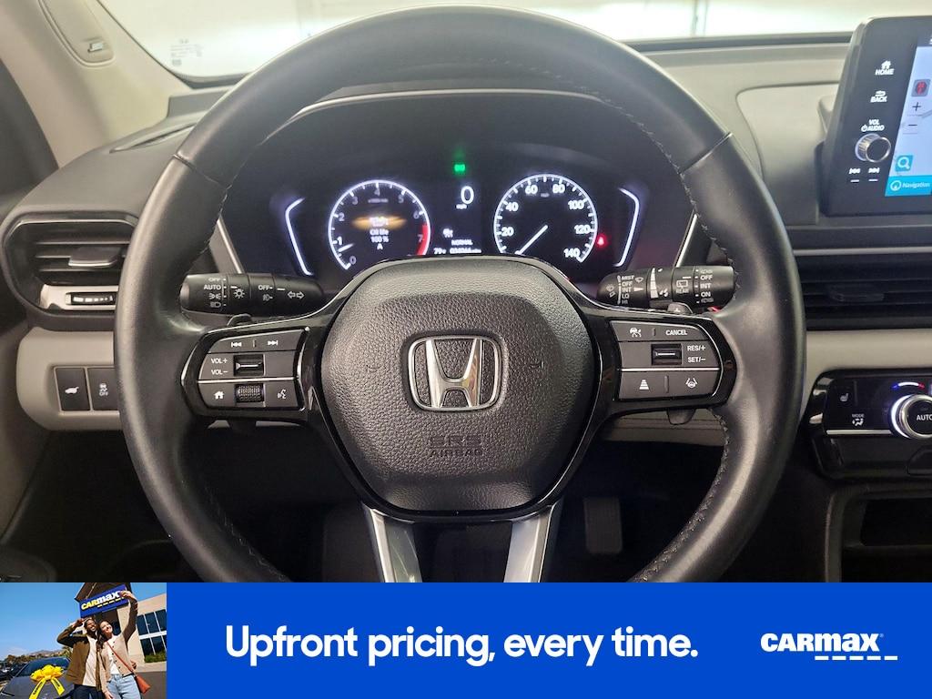 used 2025 Honda Pilot car, priced at $43,998