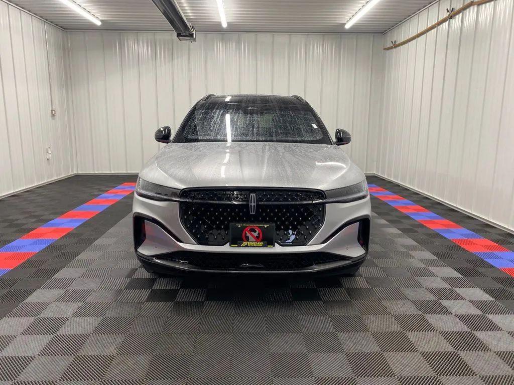 used 2024 Lincoln Nautilus car, priced at $48,900