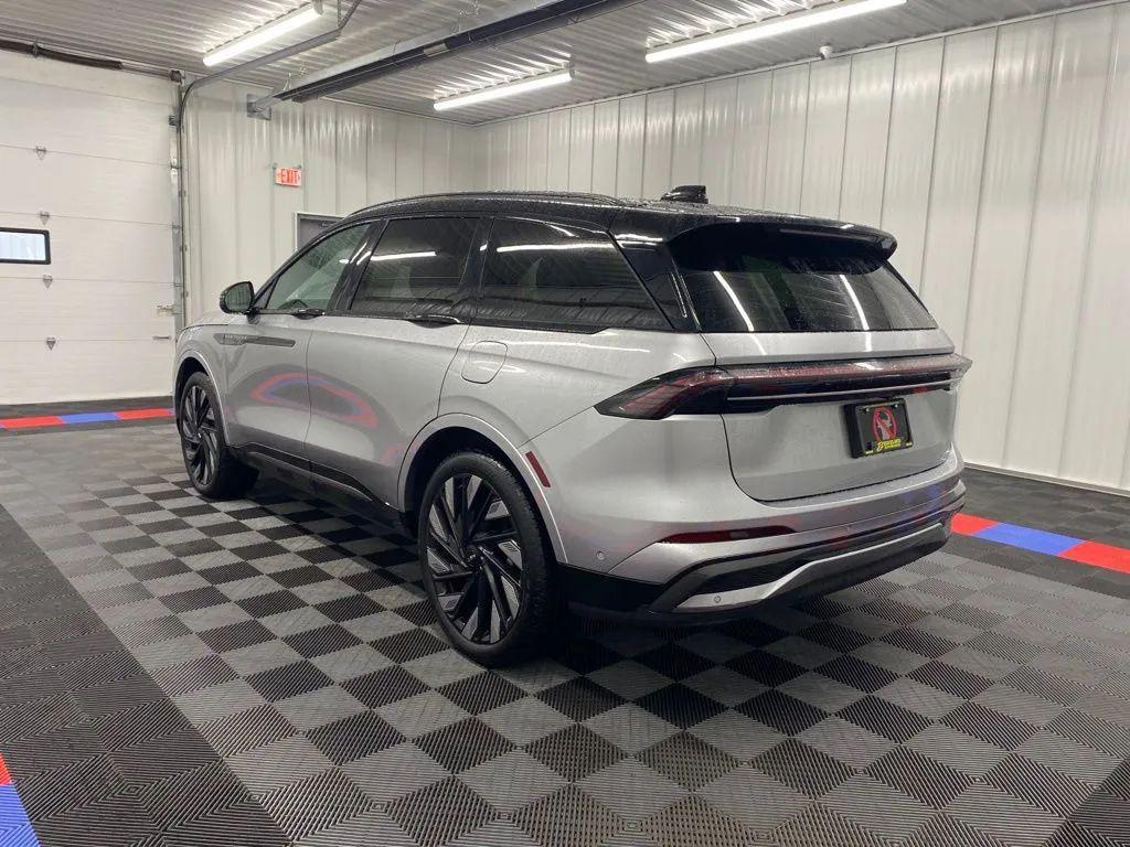 used 2024 Lincoln Nautilus car, priced at $48,900