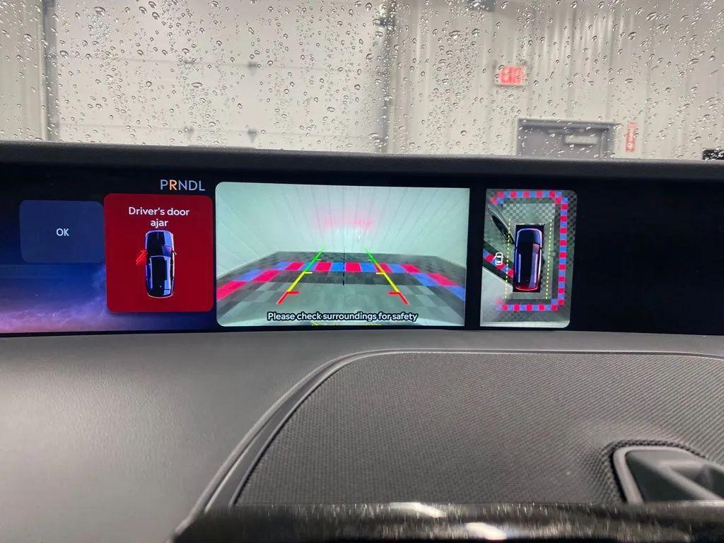 used 2024 Lincoln Nautilus car, priced at $48,900