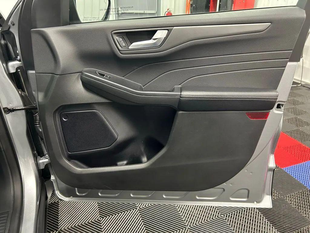 used 2024 Ford Escape PHEV car, priced at $22,228