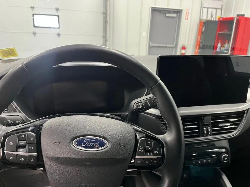 used 2024 Ford Escape PHEV car, priced at $22,894