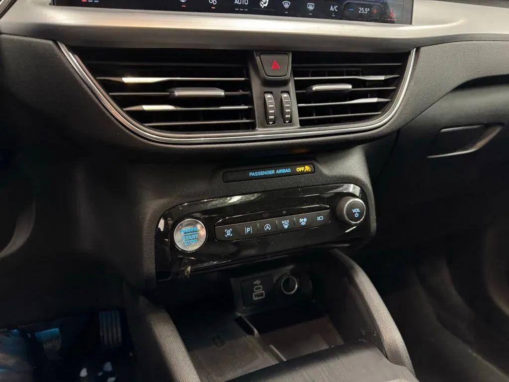 used 2024 Ford Escape car, priced at $23,595