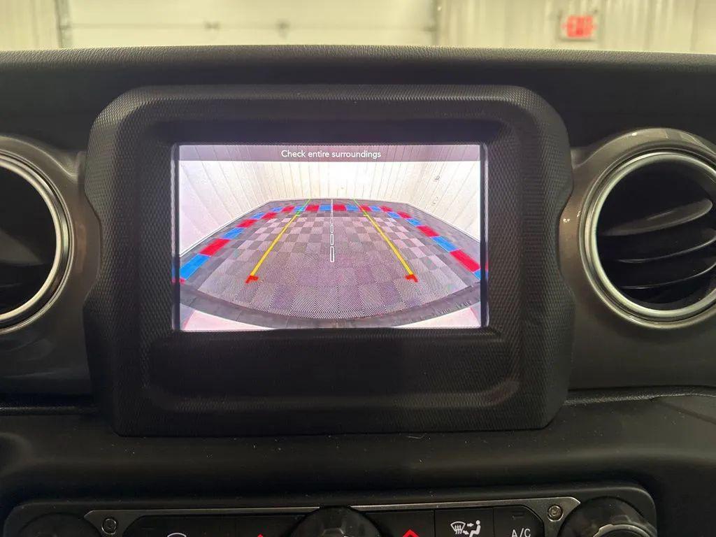 used 2021 Jeep Wrangler Unlimited car, priced at $27,594