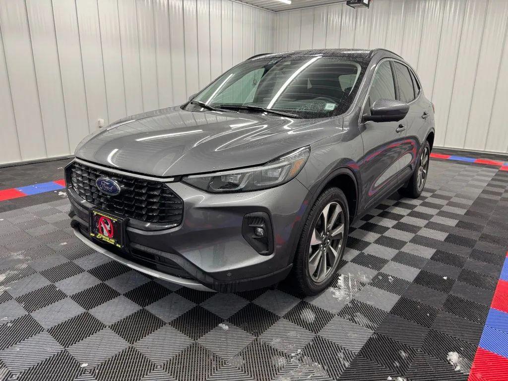 used 2024 Ford Escape car, priced at $24,125