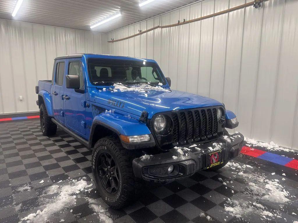 used 2022 Jeep Gladiator car, priced at $23,448