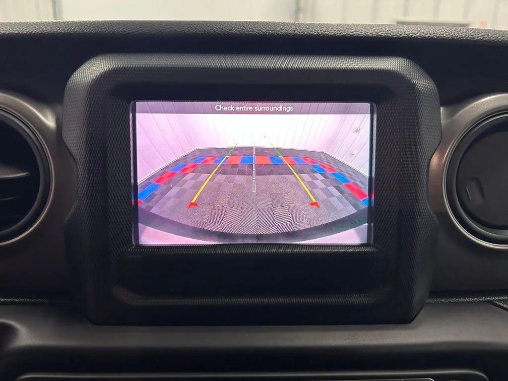 used 2022 Jeep Wrangler Unlimited car, priced at $25,868