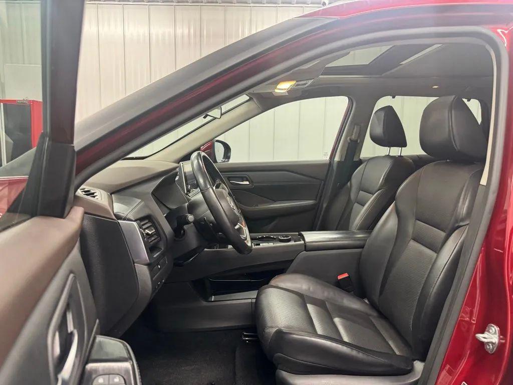 used 2023 Nissan Rogue car, priced at $20,869