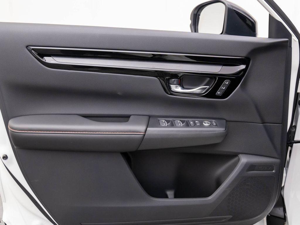 new 2026 Honda CR-V Hybrid car, priced at $44,867