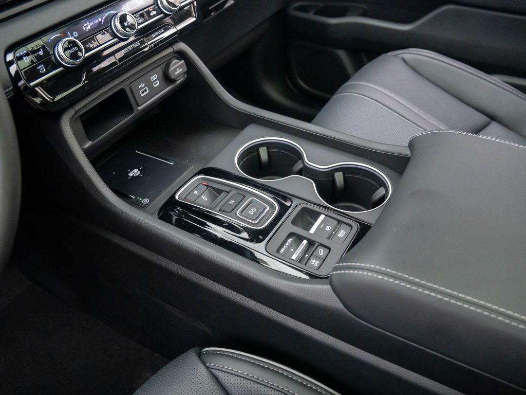 new 2025 Honda Pilot car, priced at $52,575