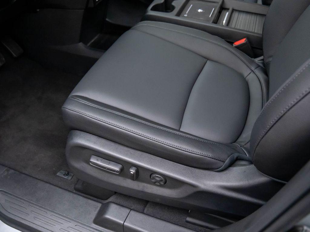 new 2026 Honda Odyssey car, priced at $41,637