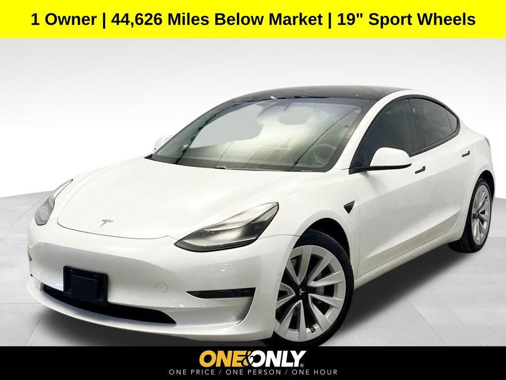 used 2021 Tesla Model 3 car, priced at $26,000