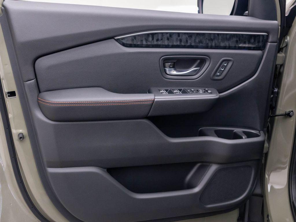 new 2026 Honda Passport car, priced at $58,647