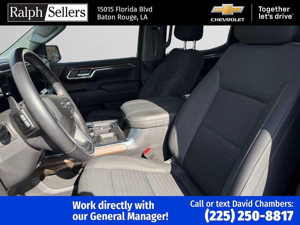 used 2023 Chevrolet Silverado 1500 car, priced at $43,995