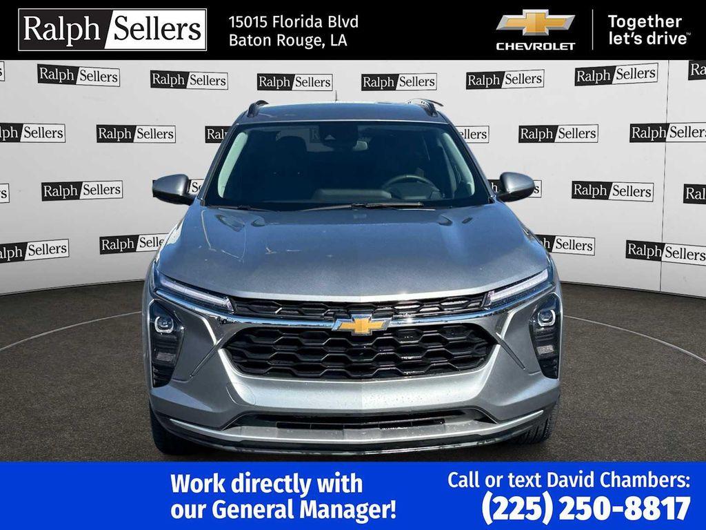 used 2025 Chevrolet Trax car, priced at $19,995