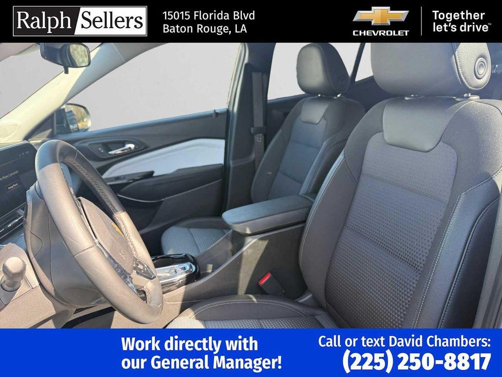 used 2025 Chevrolet Trax car, priced at $19,995