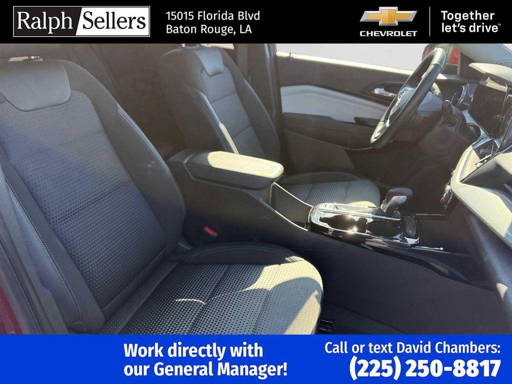 used 2025 Chevrolet Trax car, priced at $20,800