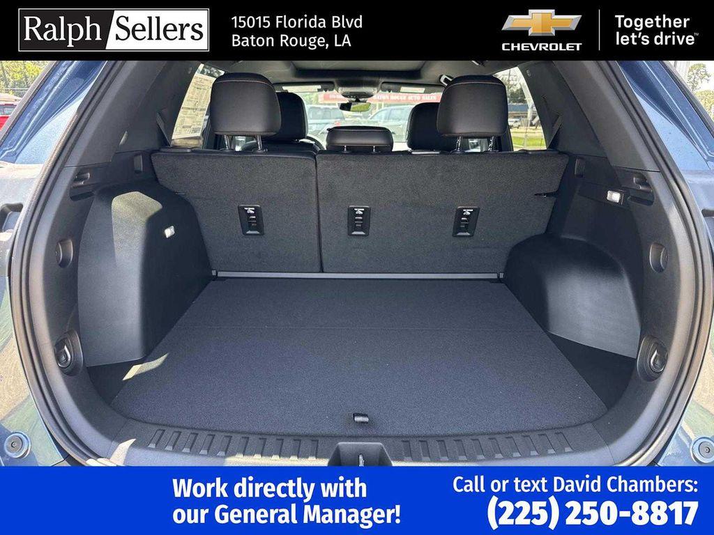 new 2026 Chevrolet Equinox car, priced at $33,235