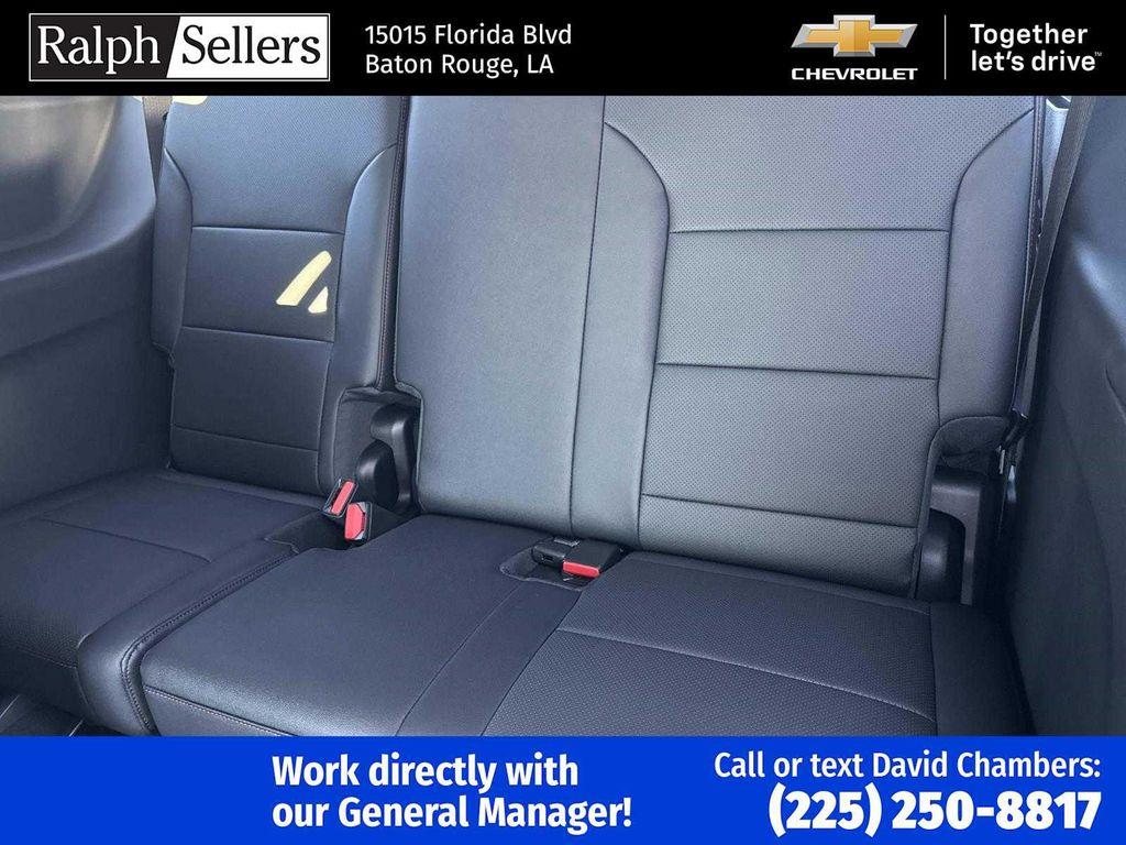 new 2026 Chevrolet Traverse car, priced at $57,455