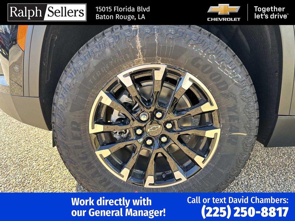 new 2026 Chevrolet Traverse car, priced at $57,455