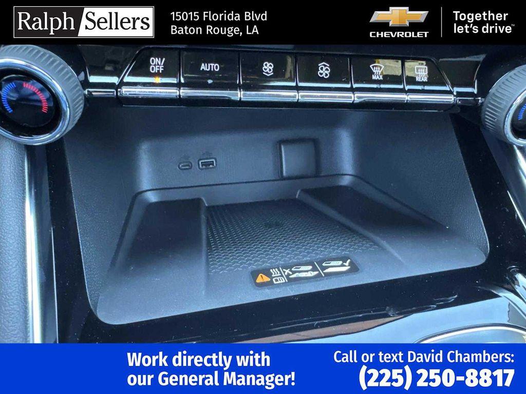 new 2026 Chevrolet Traverse car, priced at $57,455