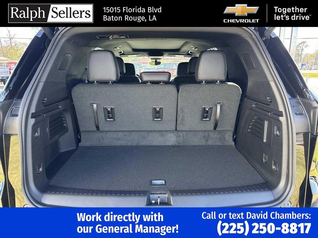 new 2026 Chevrolet Traverse car, priced at $57,455