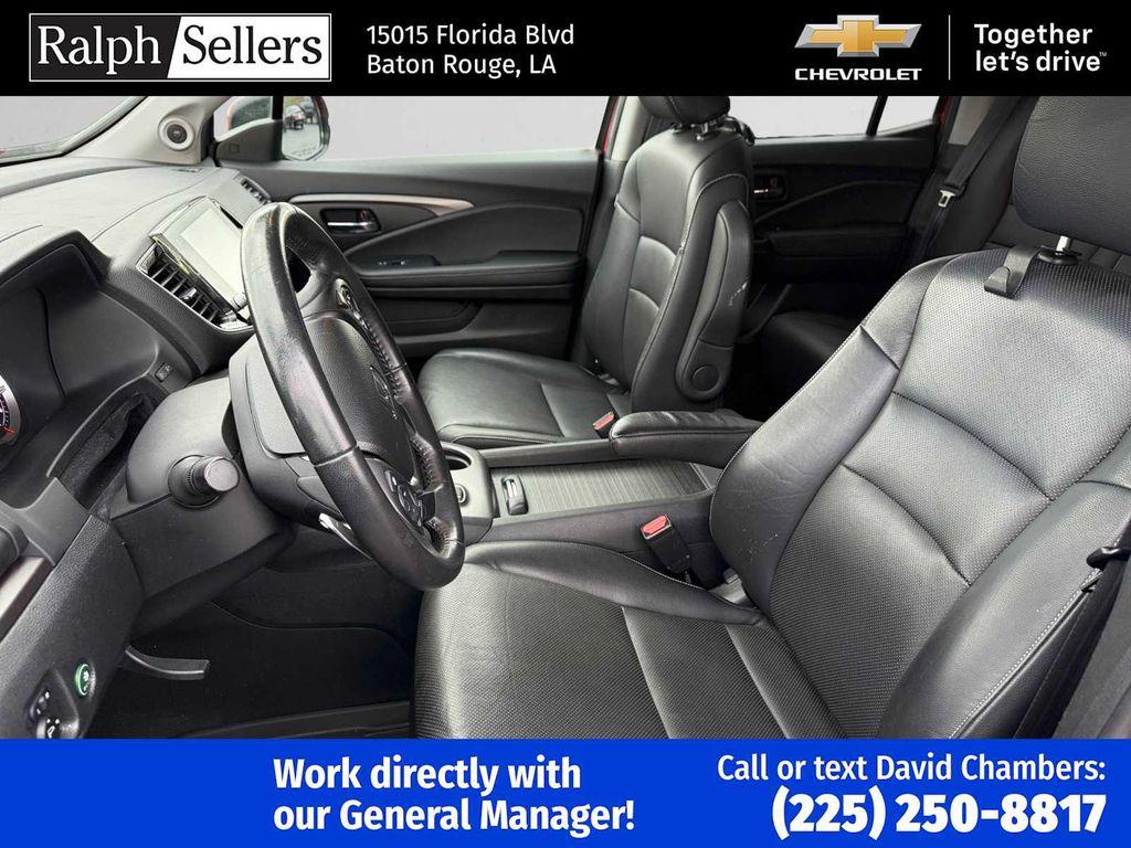 used 2023 Honda Ridgeline car, priced at $27,995