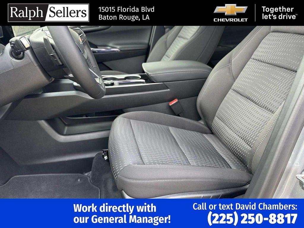 new 2026 Chevrolet Equinox car, priced at $26,940