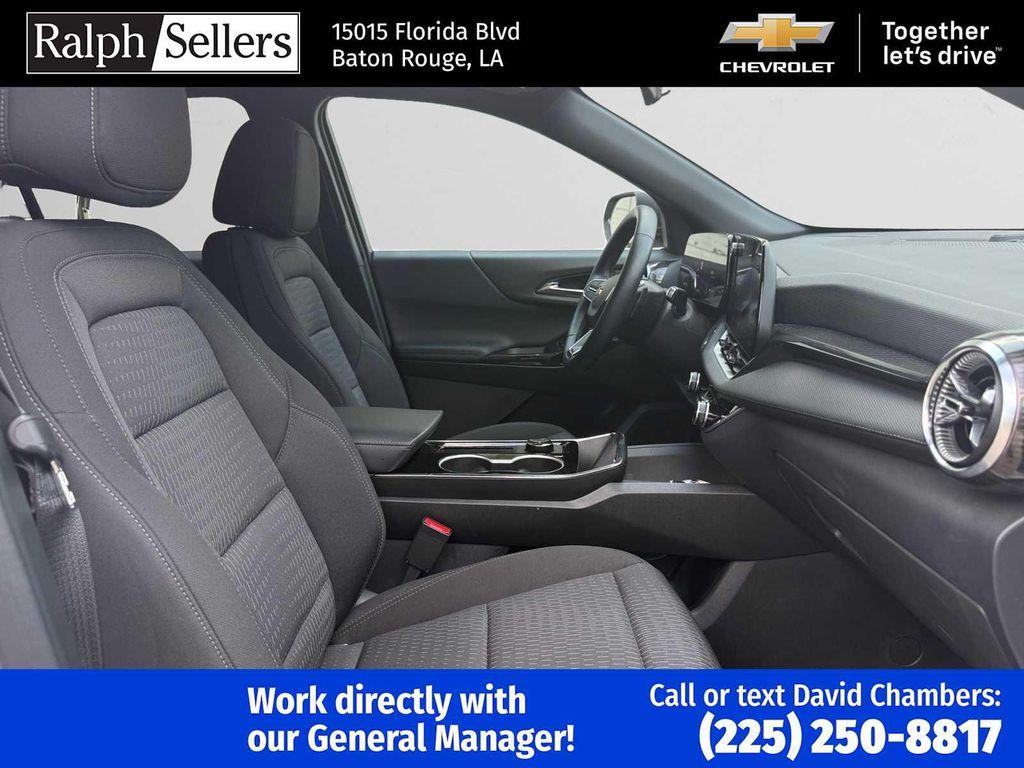 used 2026 Chevrolet Equinox car, priced at $26,000