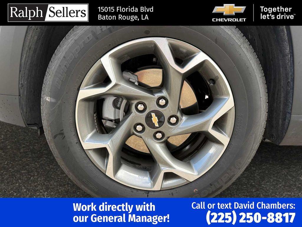 used 2025 Chevrolet Trax car, priced at $19,995