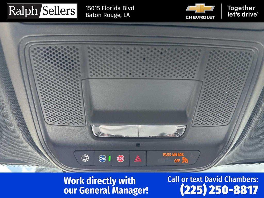 new 2026 Chevrolet Traverse car, priced at $43,920