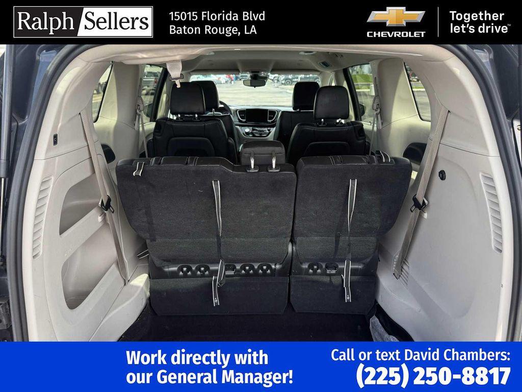 used 2023 Chrysler Pacifica car, priced at $21,500