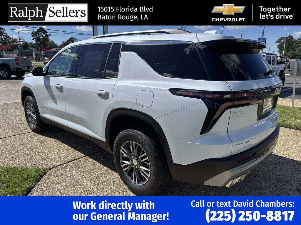 new 2026 Chevrolet Traverse car, priced at $38,915