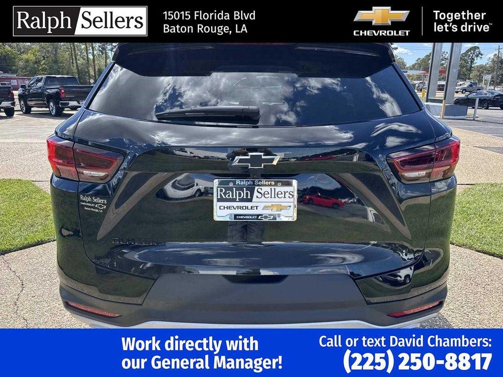 new 2026 Chevrolet Blazer car, priced at $33,655