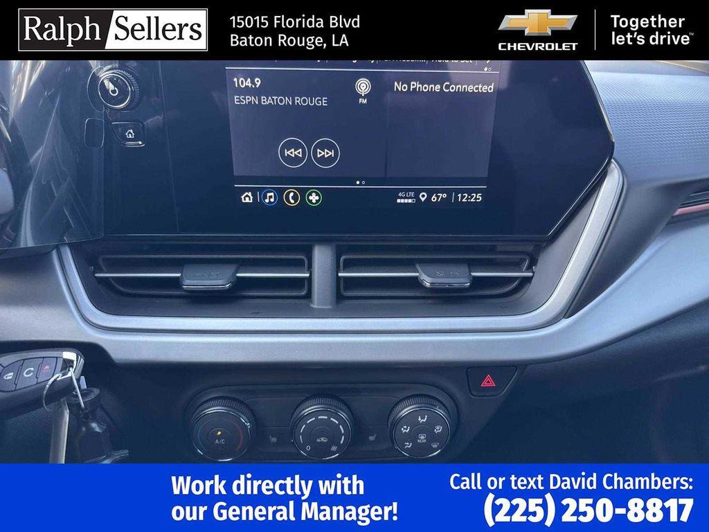 new 2026 Chevrolet Trax car, priced at $25,195