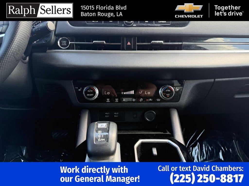 used 2025 Mitsubishi Outlander car, priced at $27,974
