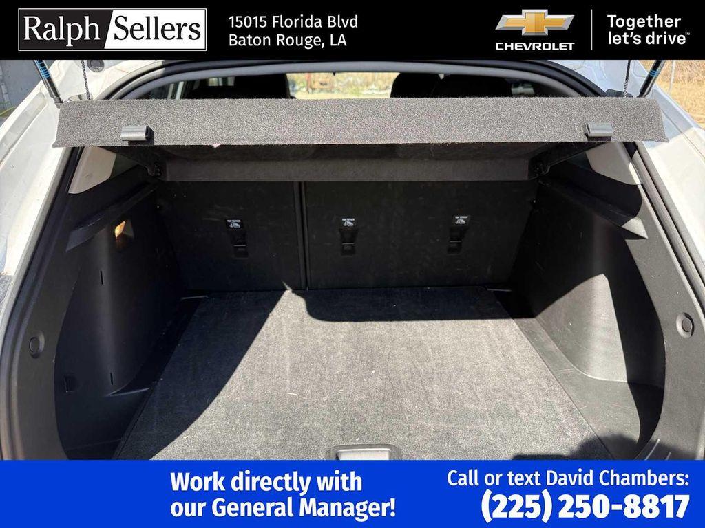 used 2025 Chevrolet Trax car, priced at $19,995