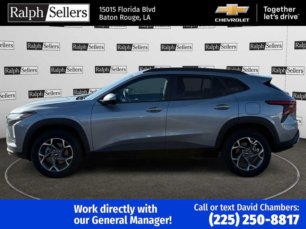 used 2025 Chevrolet Trax car, priced at $19,995