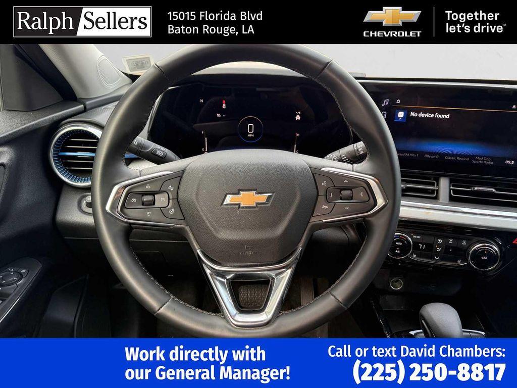 used 2025 Chevrolet Trax car, priced at $19,995