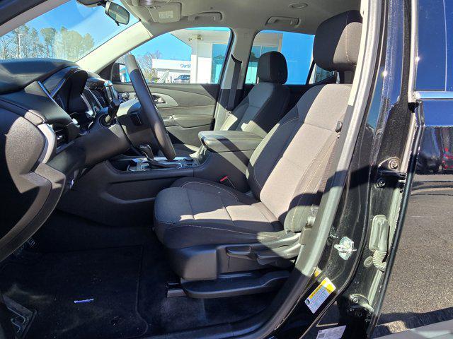used 2020 Chevrolet Traverse car, priced at $18,588