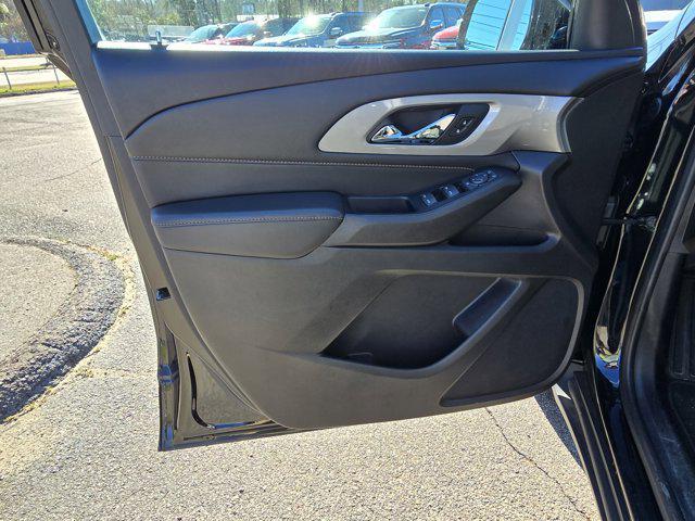 used 2020 Chevrolet Traverse car, priced at $18,588